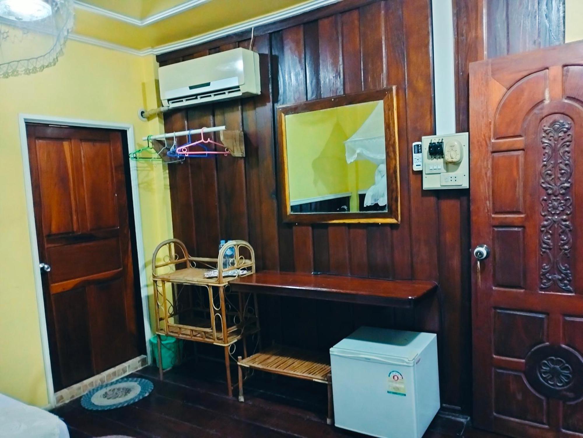 Pan Guest House Donkhone Ban Donsom Bagian luar foto