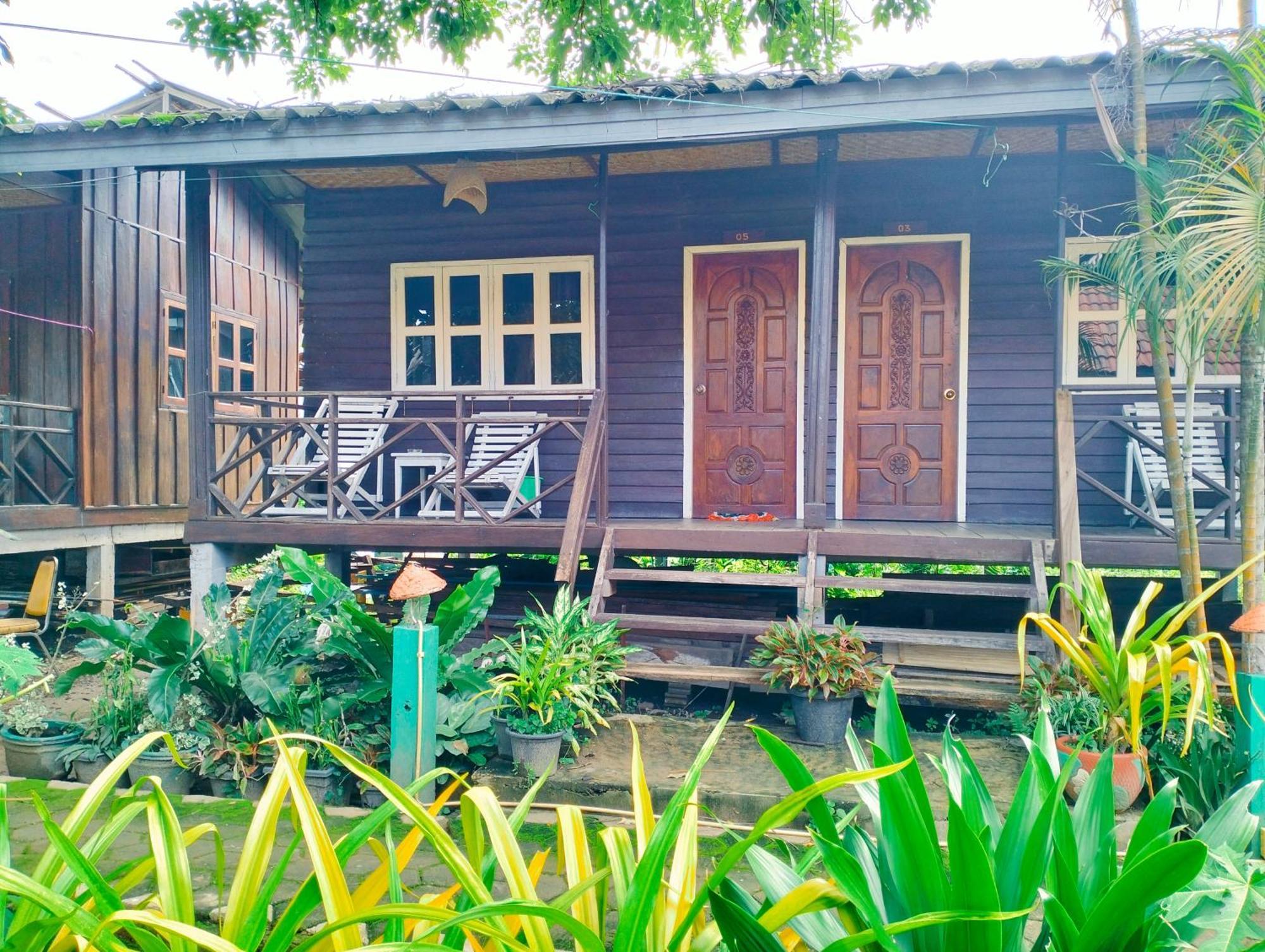 Pan Guest House Donkhone Ban Donsom Bagian luar foto